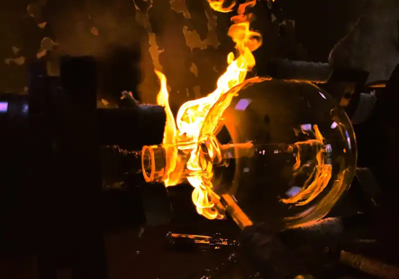 Best, Top, Goel Scientific Glass Inc is one of the leading glass fabricators, Customized  Glass Blowing  35 years in Service scientific glass blowing in Canada, USA, Ontario, BC Alberta